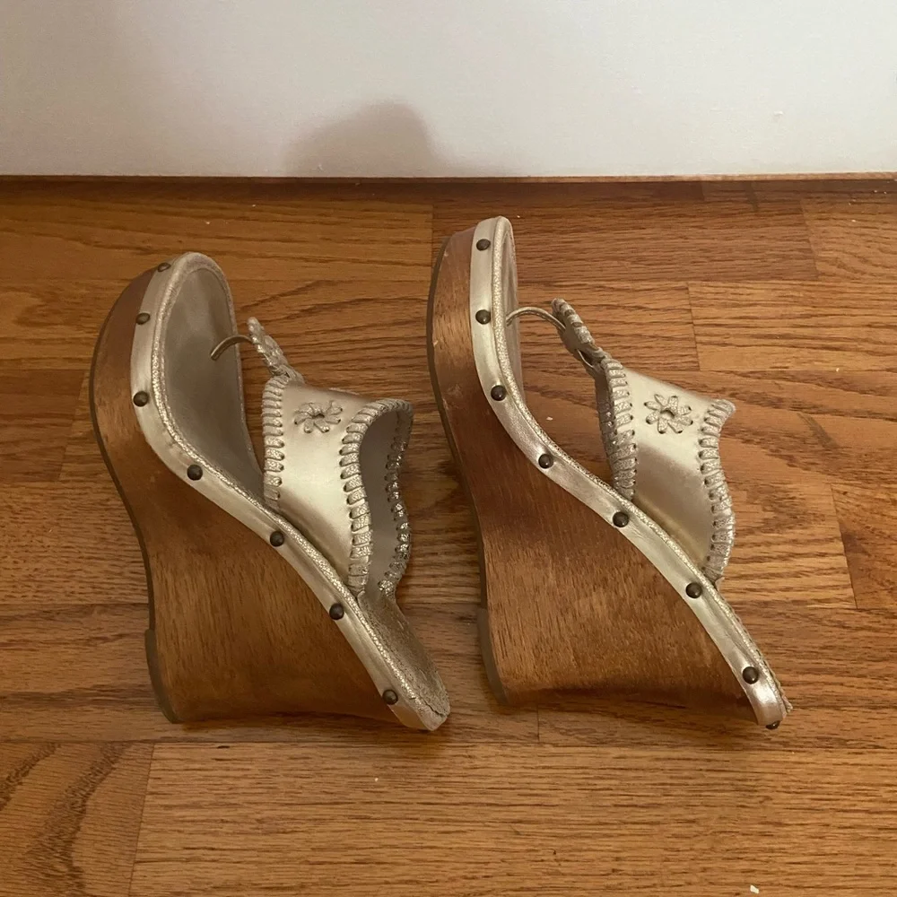 Jack Rogers Marbella Gold Leather Wooden Platform Wedge Sandals - Picture 6 of 6